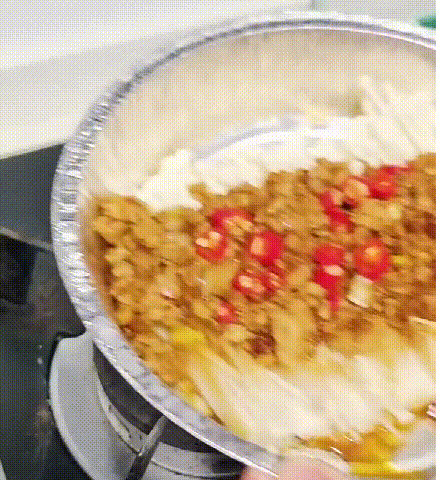 1781243915898972.gif